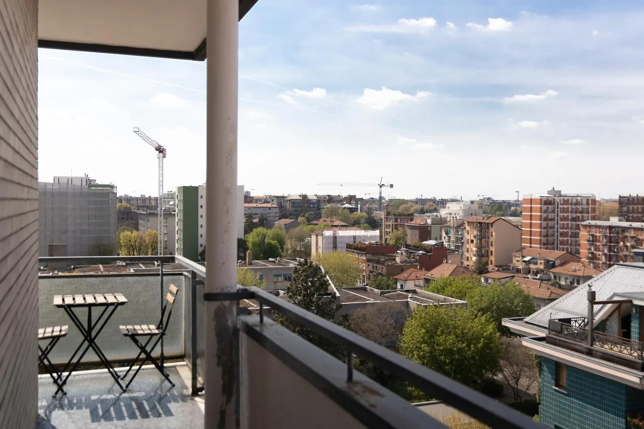 Terrazza Con VistaCasa Con Parcheggio Gratuito Apartment Milan Italy