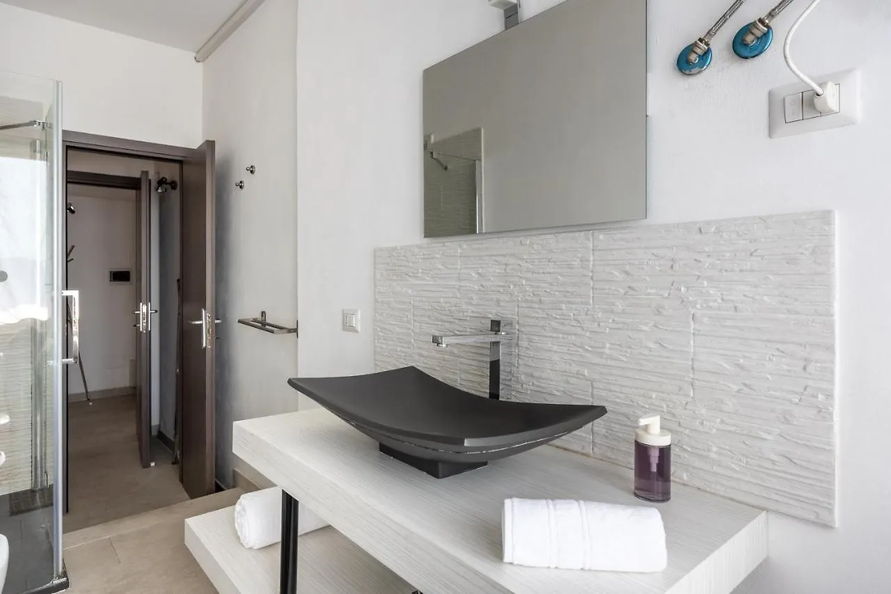 Terrazza Con VistaCasa Con Parcheggio Gratuito Apartment Milan Italy